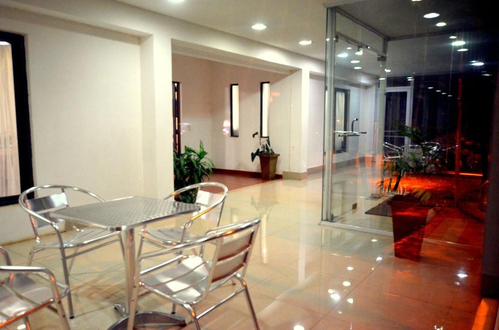 Hosteria Casa Blanca Iguazu Пуэрто-Игуасу Экстерьер фото