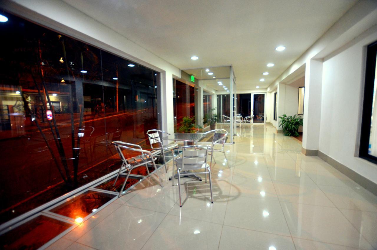 Hosteria Casa Blanca Iguazu Пуэрто-Игуасу Экстерьер фото
